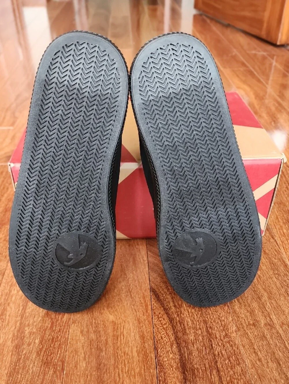 BILLY Footwear Kids' Black High-Top Sneakers NEW IN BOX